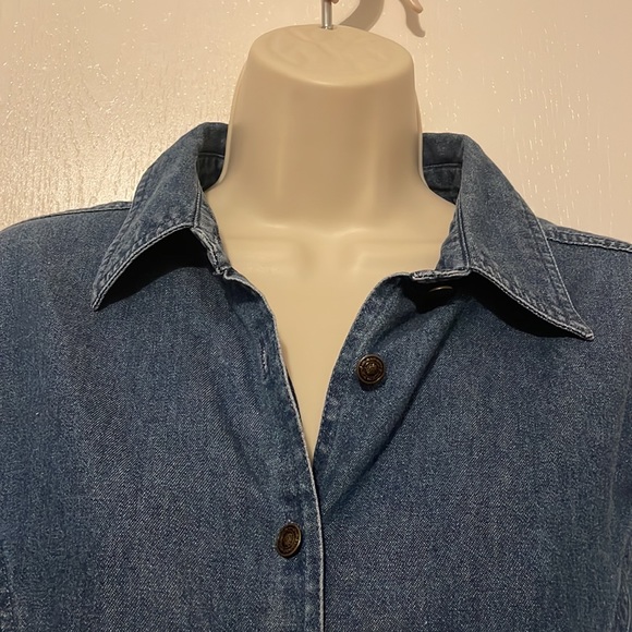 Vintage Bushwacker denim button down - Picture 2 of 5